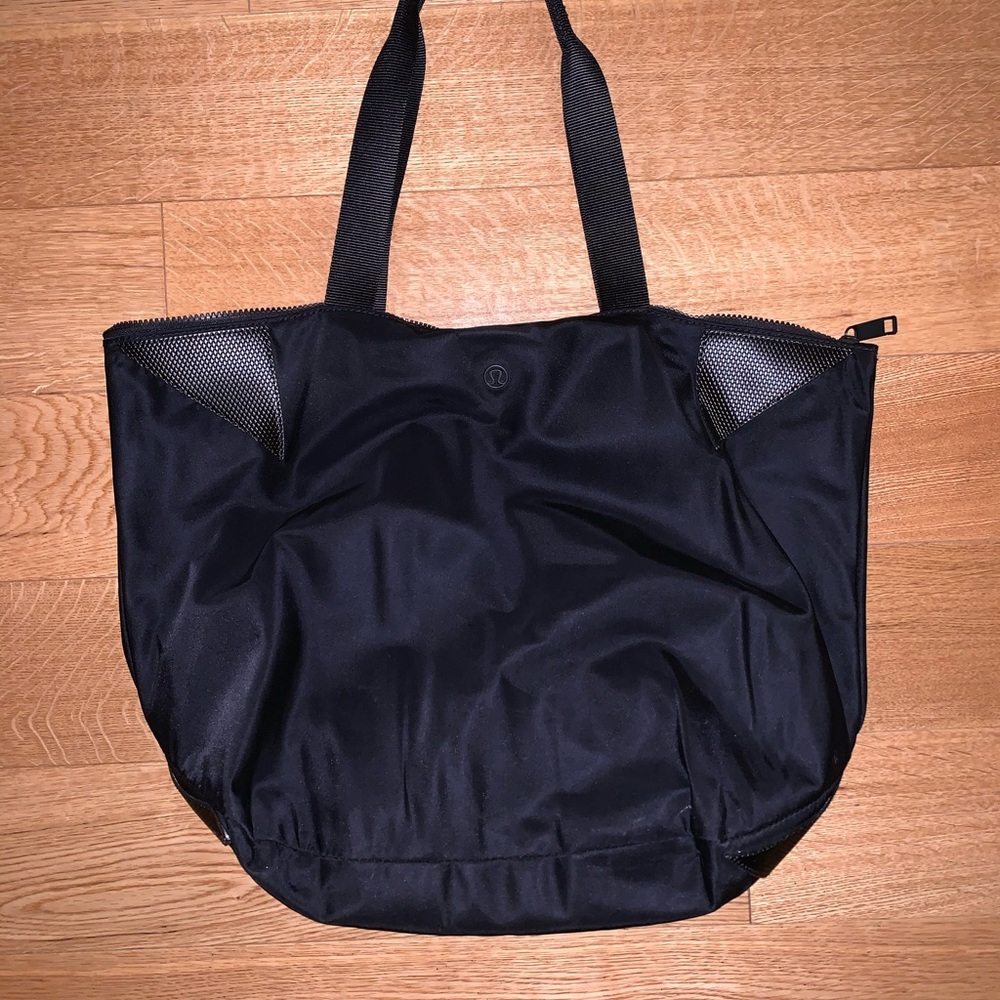 Lulu lemon gym bag